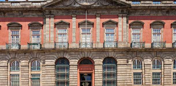 Soares dos Reis Ulusal Müzesi’ni gezin  