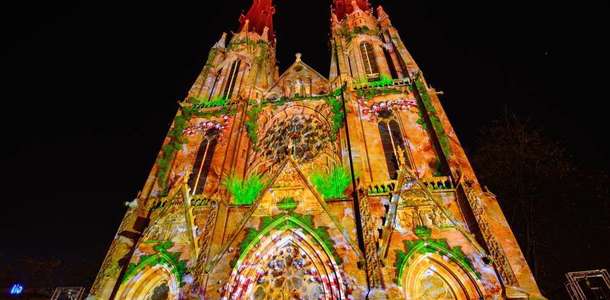 St. Catharinakerk Kilisesi’ni görün  