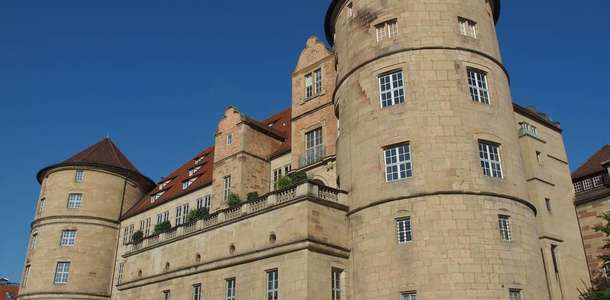Altes Schloss ile Stuttgart turunuzu başlatın 