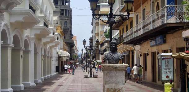 Tarihi Zona Colonial (sömürge) bölgesini keşfedin