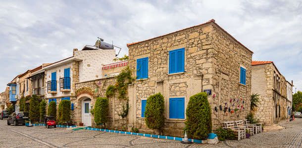 Taş Evler