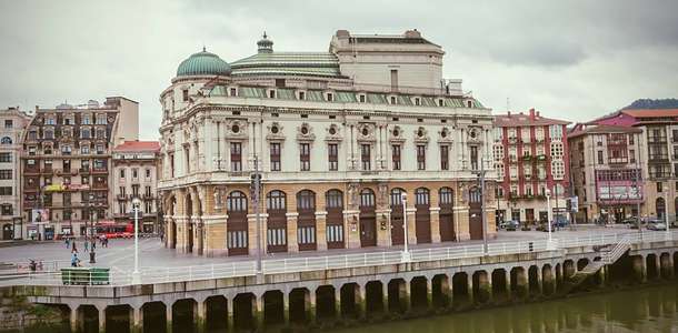 Teatro Arriaga’da düzenlenen gösterileri izleyin  