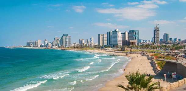 Tel Aviv sahillerinde güneşlenin