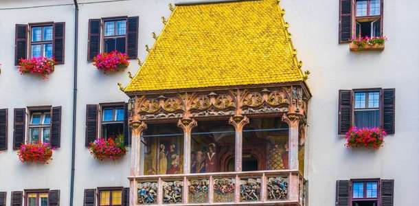 The Golden Roof’u yakından görün
