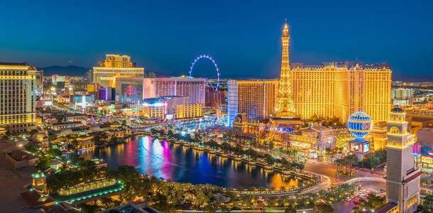 The Strip’de gezin 