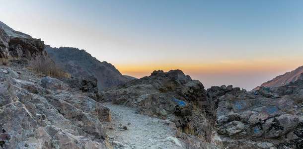 Tochal Dağı’nda trekking yapın