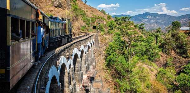 Oyuncak trenine binin