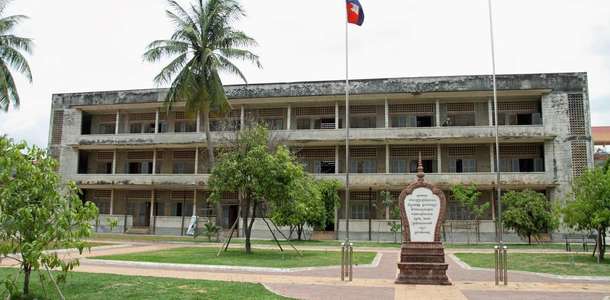 Tuol Sleng Soykırım Müzesi