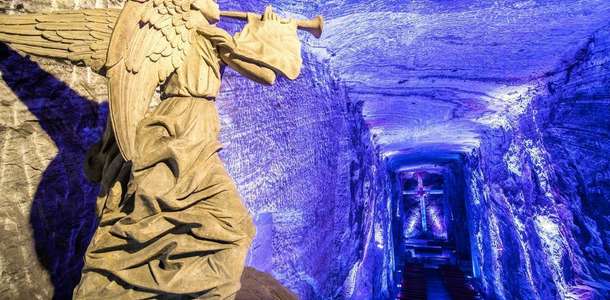 Tuz Katedrali turlarına katılın  