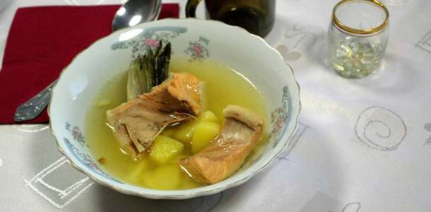 Ucha Çorbası