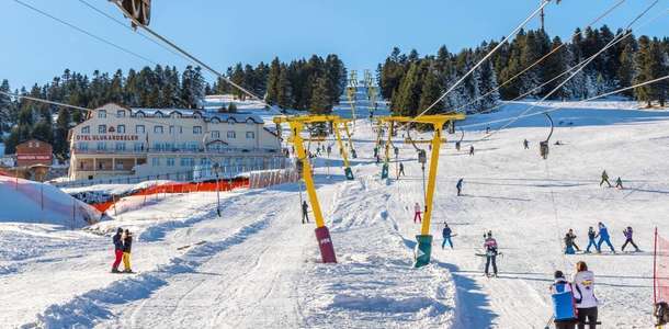 Uludağ zirvelerinde kayak ve snowboard yapın