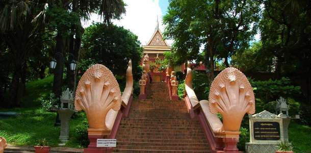 Wat Phnom Tapınakları