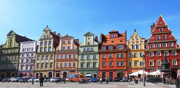 Eski Şehir Meydanı'nda bulunan Hansel ve Gretel Evlerini görün
