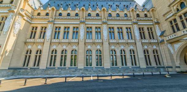 Kültür Sarayı’nı ziyaret edin