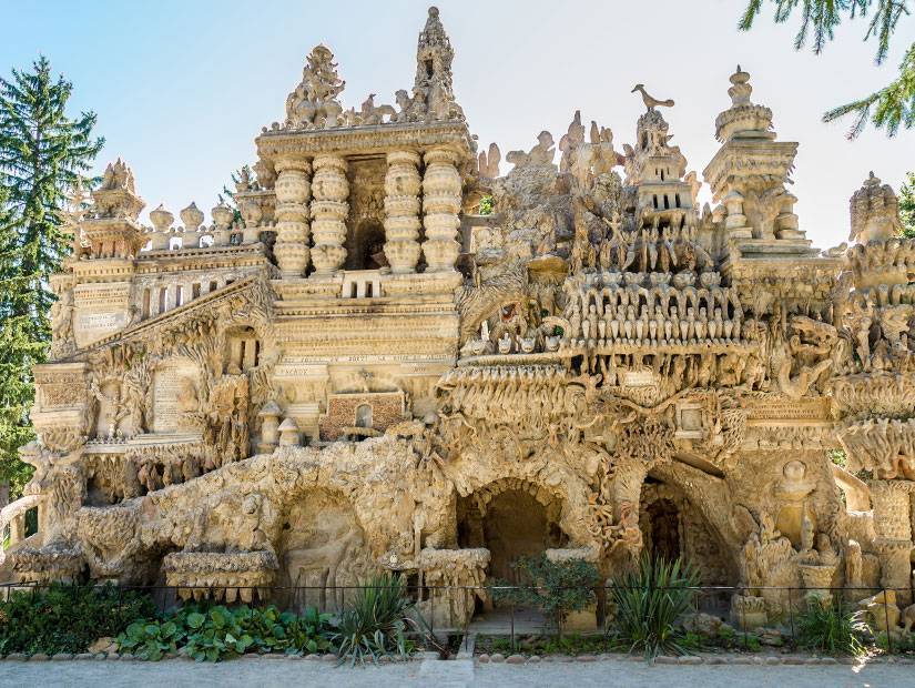 Yalnız kralın ana kucağı: Neuschwanstein Kalesi
